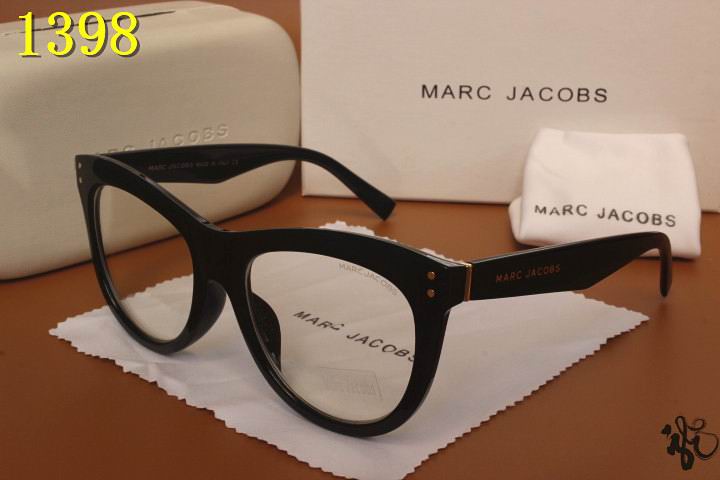 MarcJacobs Sunglasses AAA-006