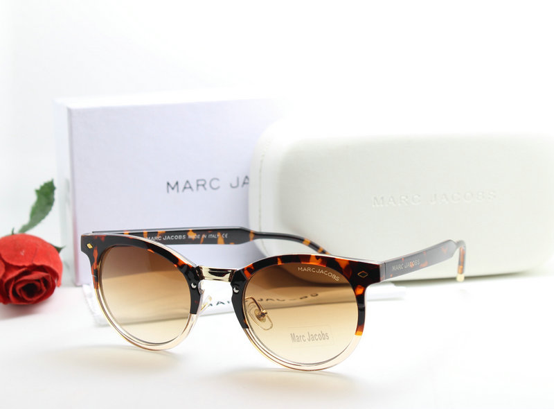 MarcJacobs Sunglasses AAA-062