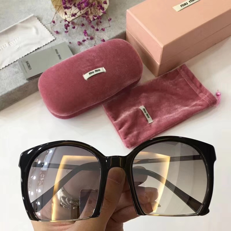 Miu Miu Sunglasses AAAA-003