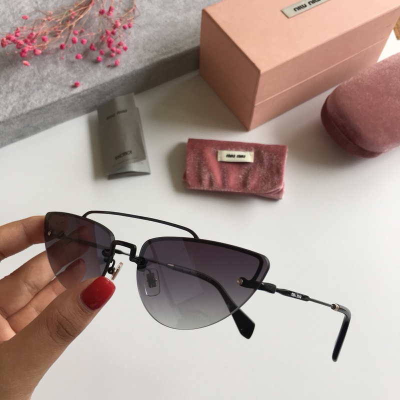 Miu Miu Sunglasses AAAA-016