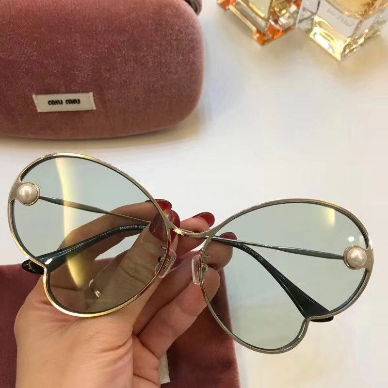 Miu Miu Sunglasses AAAA-056