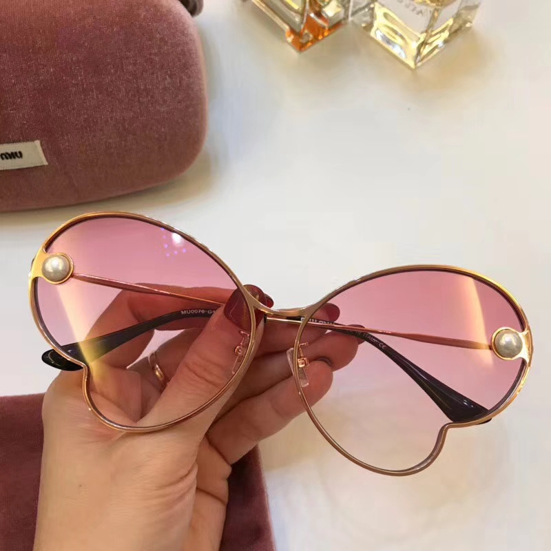 Miu Miu Sunglasses AAAA-057