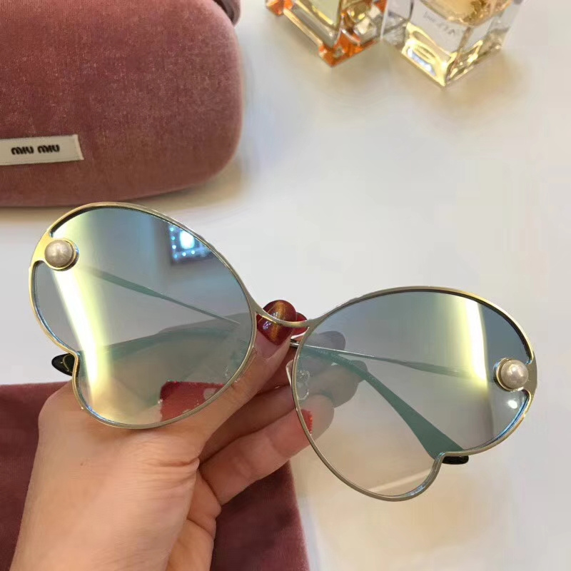 Miu Miu Sunglasses AAAA-059