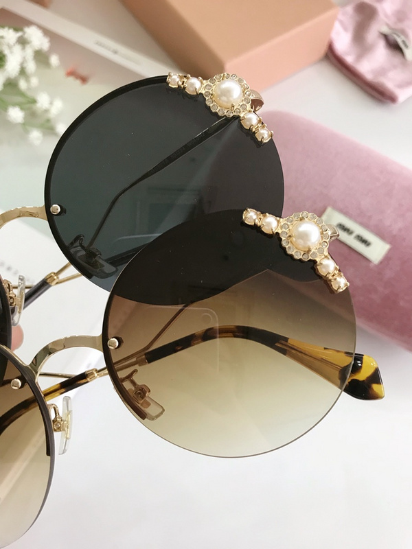 Miu Miu Sunglasses AAAA-067