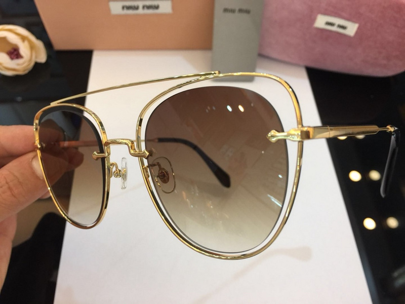 Miu Miu Sunglasses AAAA-085