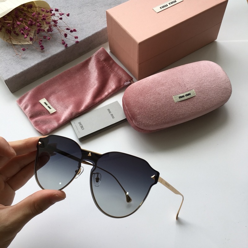 Miu Miu Sunglasses AAAA-100