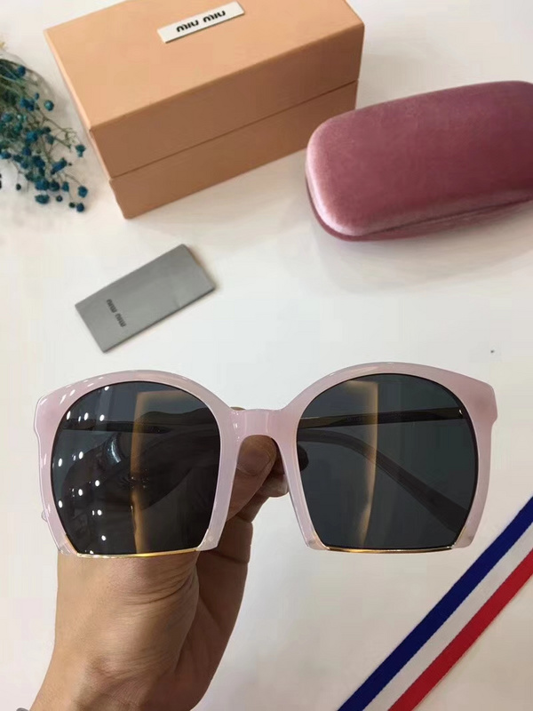 Miu Miu Sunglasses AAAA-115