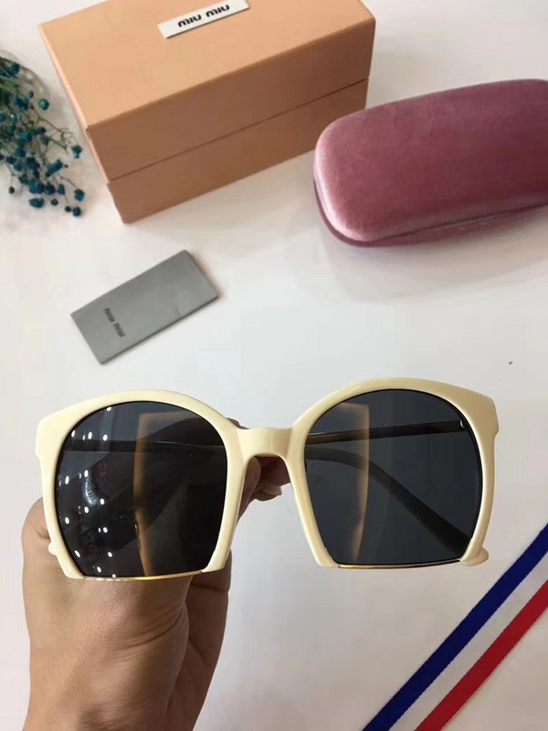 Miu Miu Sunglasses AAAA-118