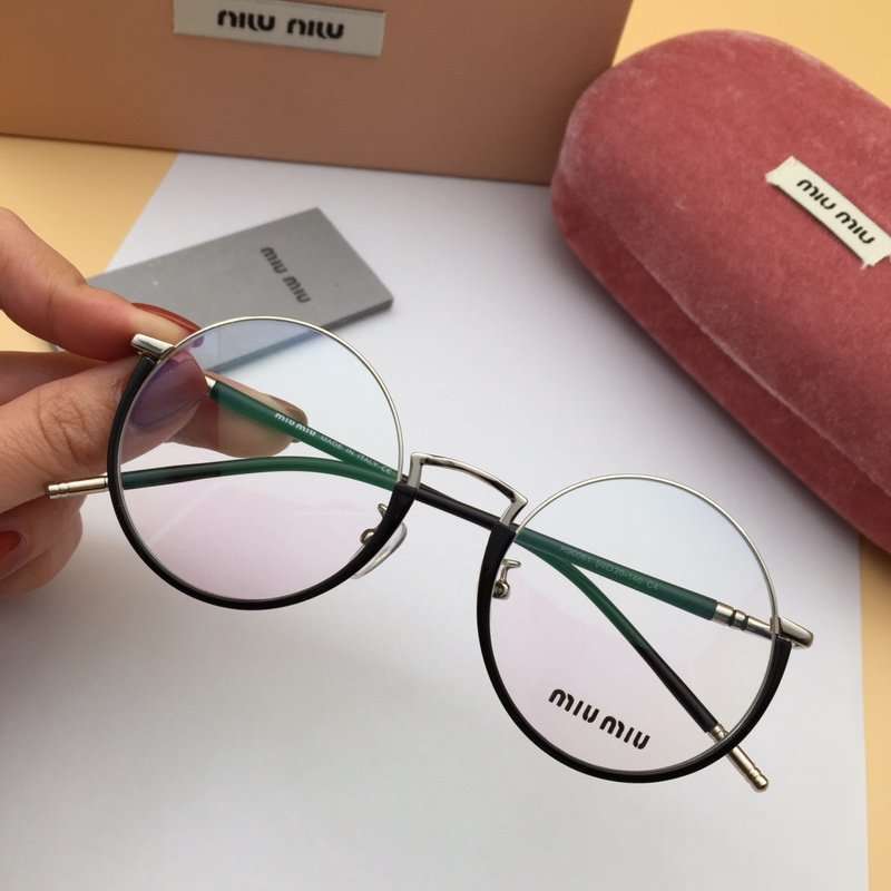 Miu Miu Sunglasses AAAA-129