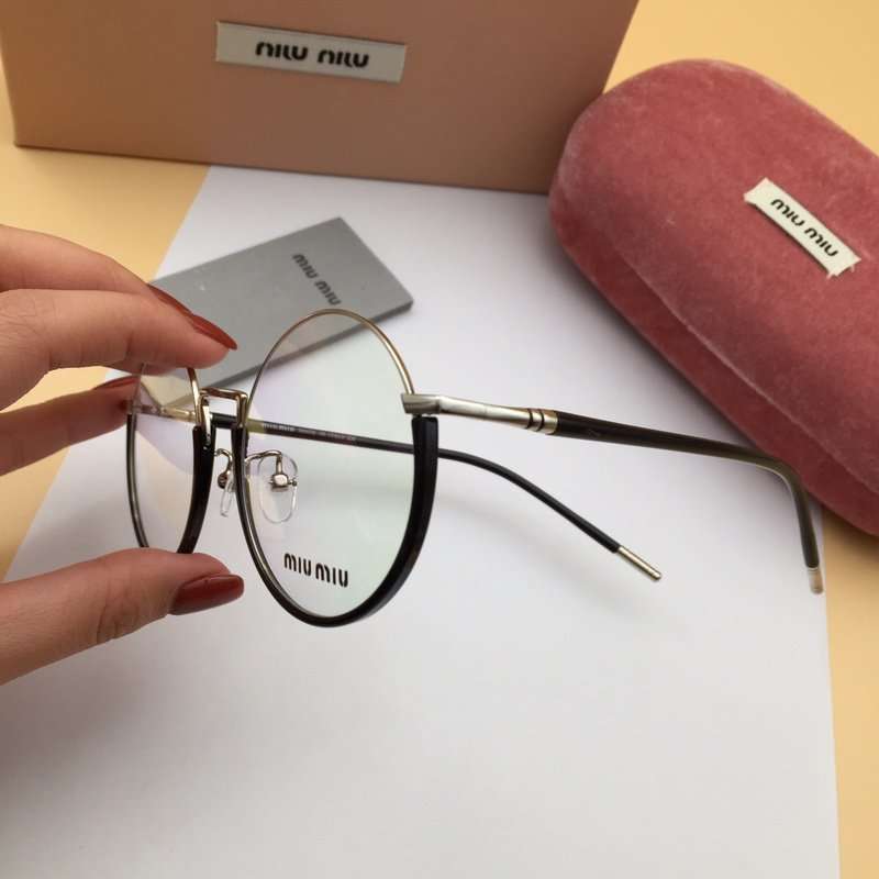 Miu Miu Sunglasses AAAA-134