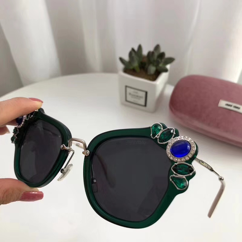 Miu Miu Sunglasses AAAA-159