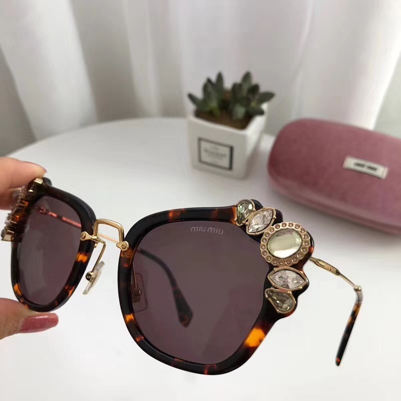 Miu Miu Sunglasses AAAA-163