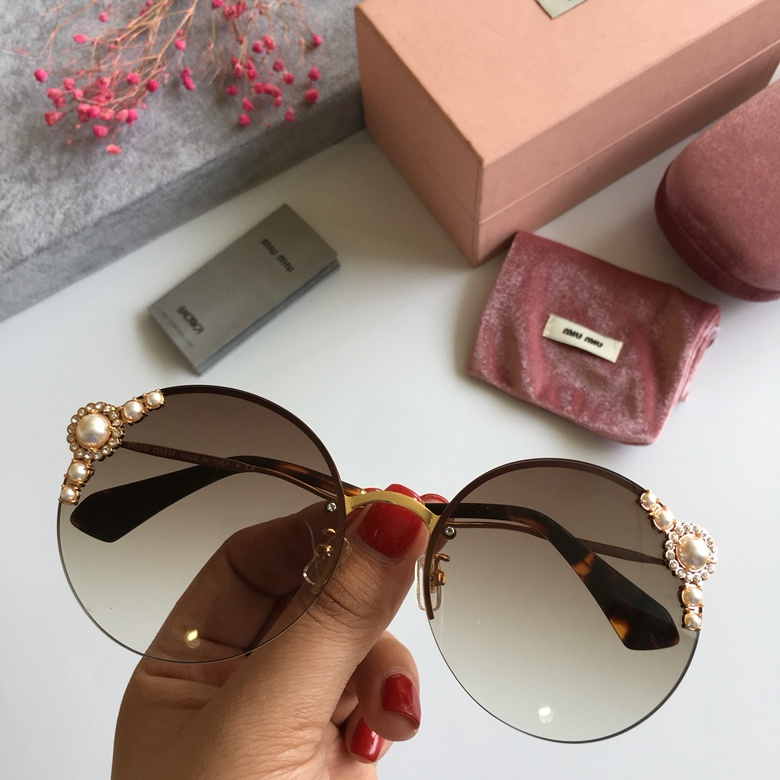 Miu Miu Sunglasses AAAA-171