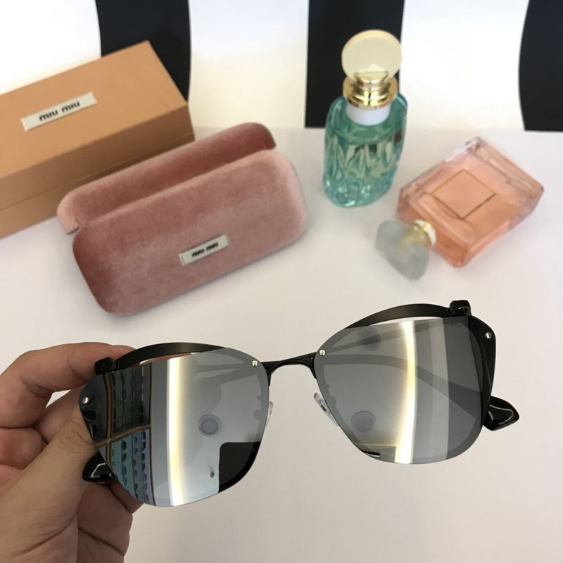 Miu Miu Sunglasses AAAA-192