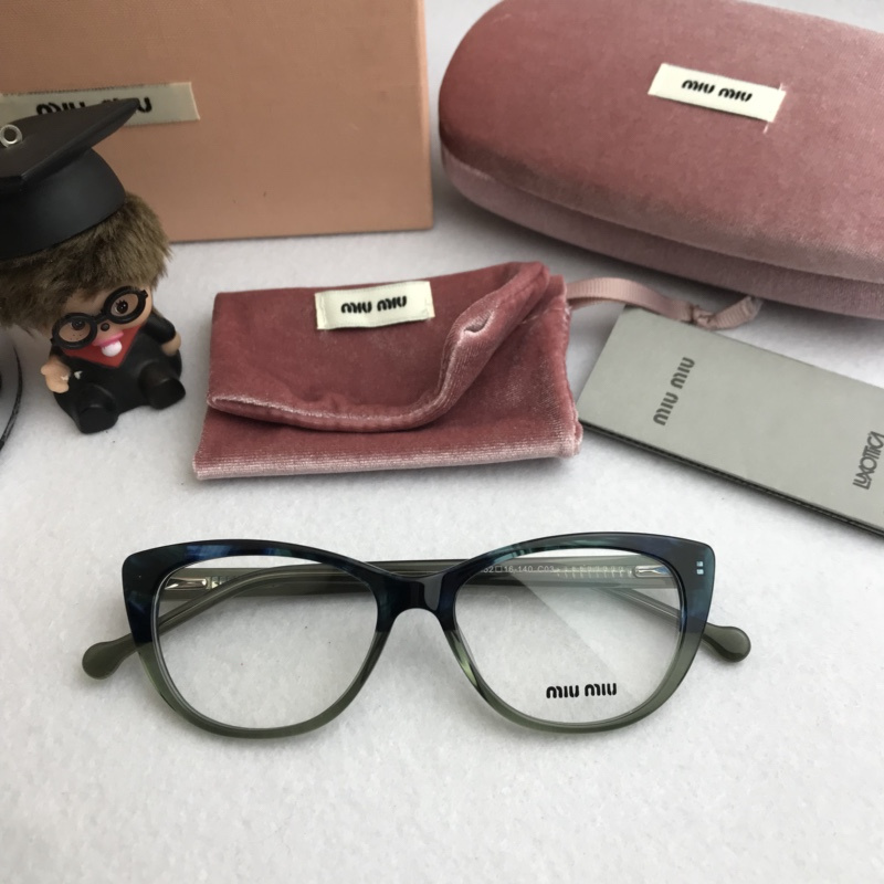 Miu Miu Sunglasses AAAA-198