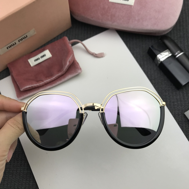 Miu Miu Sunglasses AAAA-207