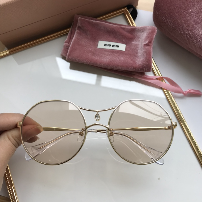 Miu Miu Sunglasses AAAA-213