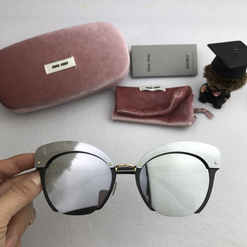 Miu Miu Sunglasses AAAA-221