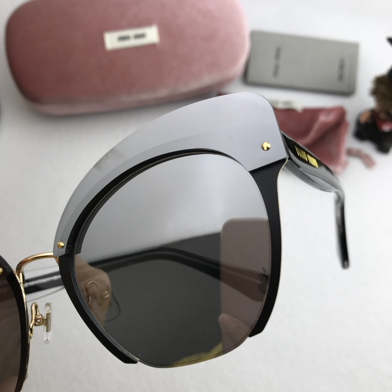 Miu Miu Sunglasses AAAA-231