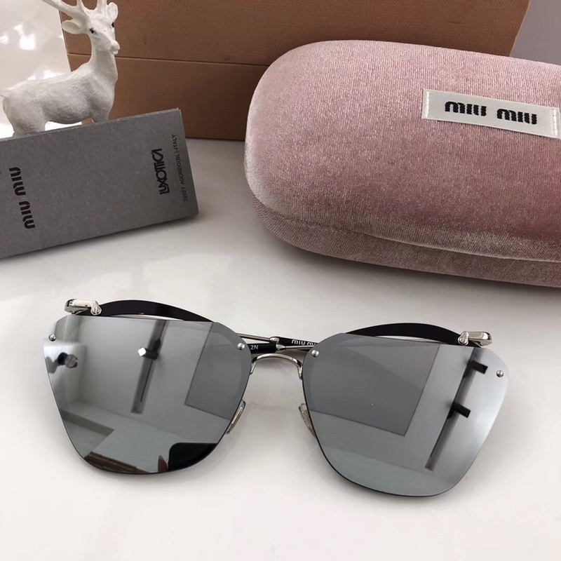 Miu Miu Sunglasses AAAA-254