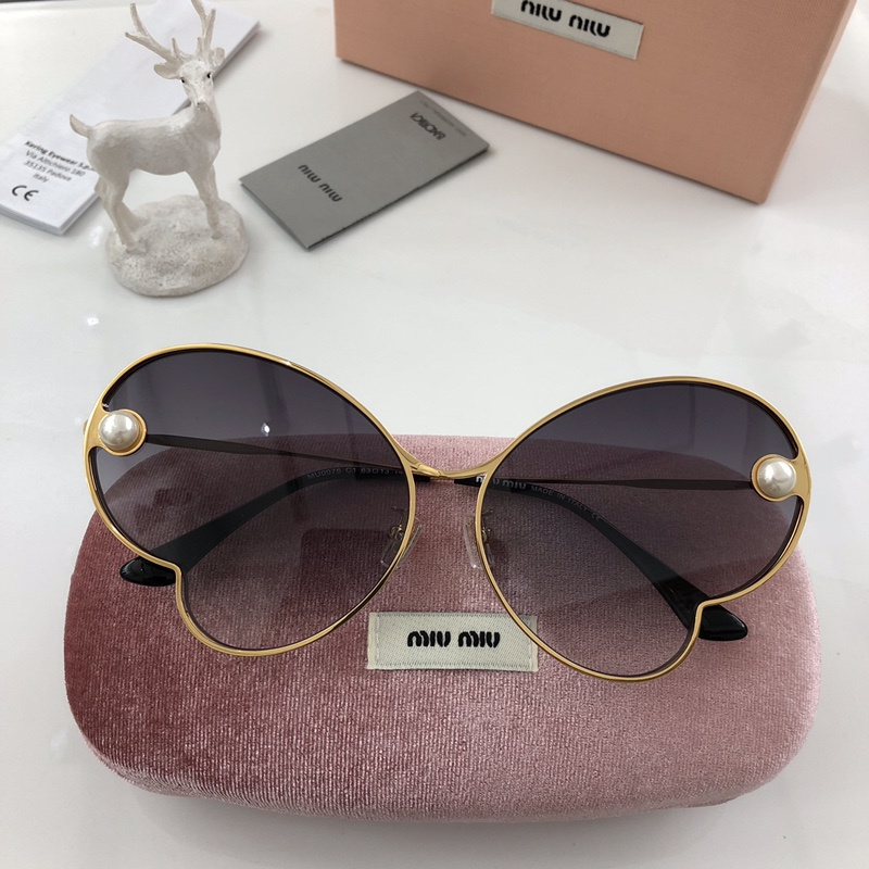 Miu Miu Sunglasses AAAA-259