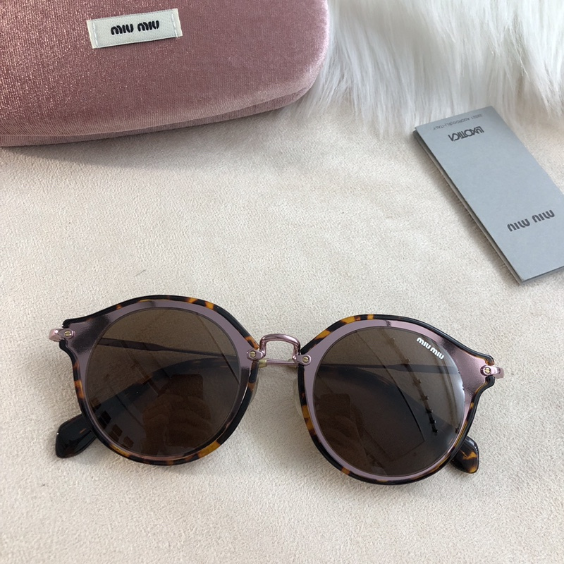 Miu Miu Sunglasses AAAA-268