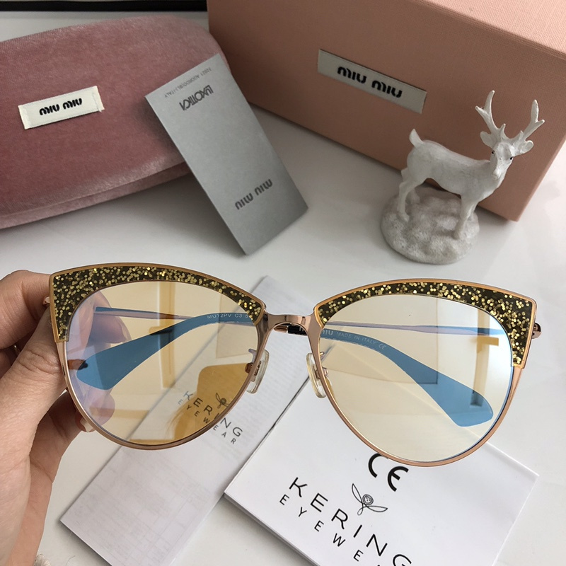 Miu Miu Sunglasses AAAA-273