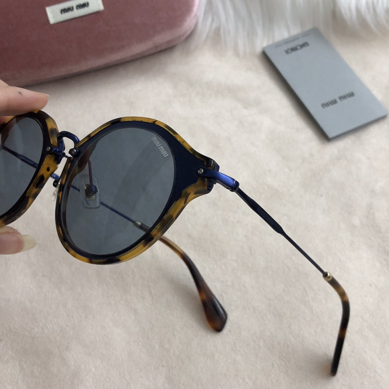 Miu Miu Sunglasses AAAA-275