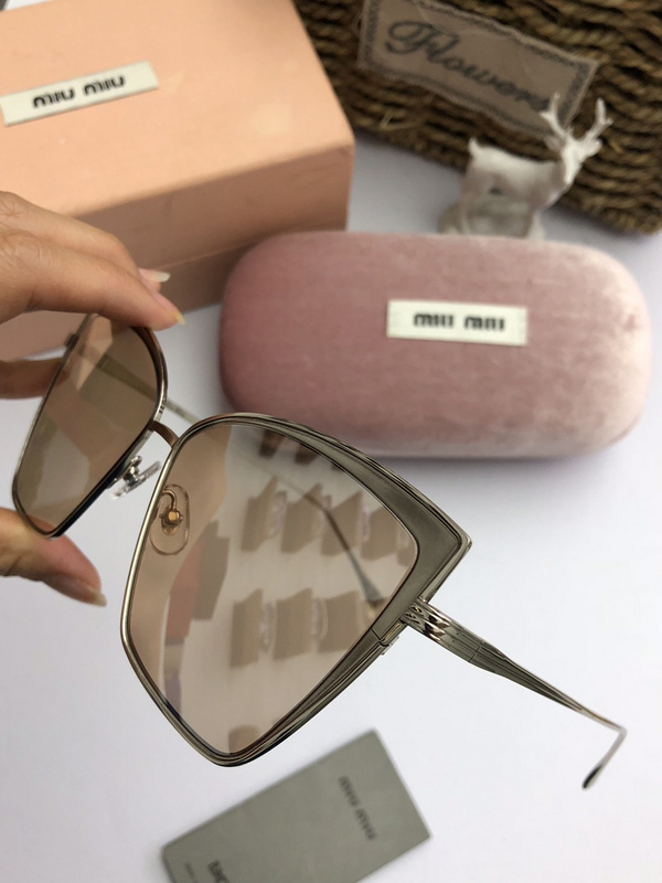 Miu Miu Sunglasses AAAA-288