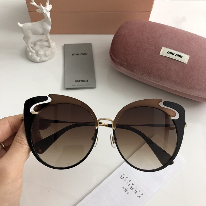 Miu Miu Sunglasses AAAA-289