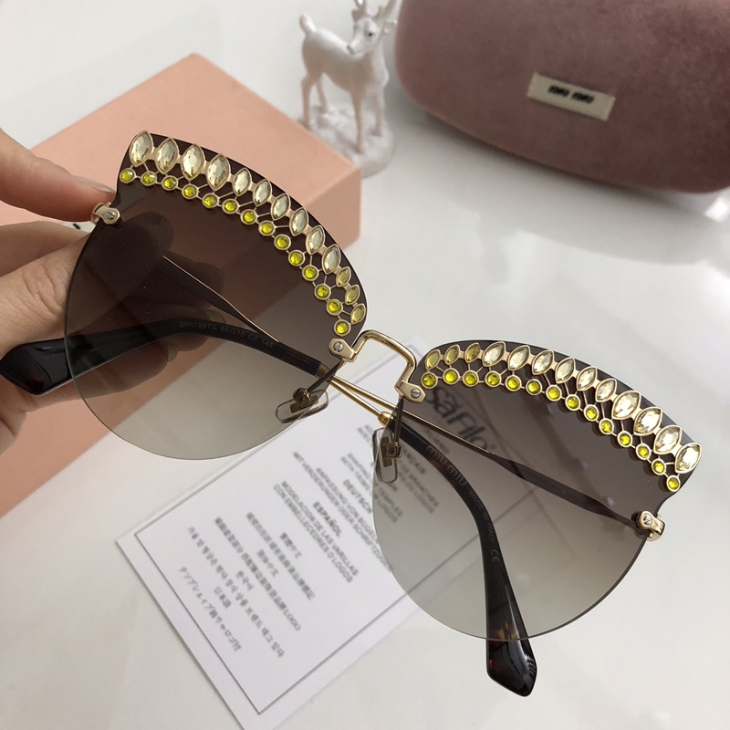 Miu Miu Sunglasses AAAA-298