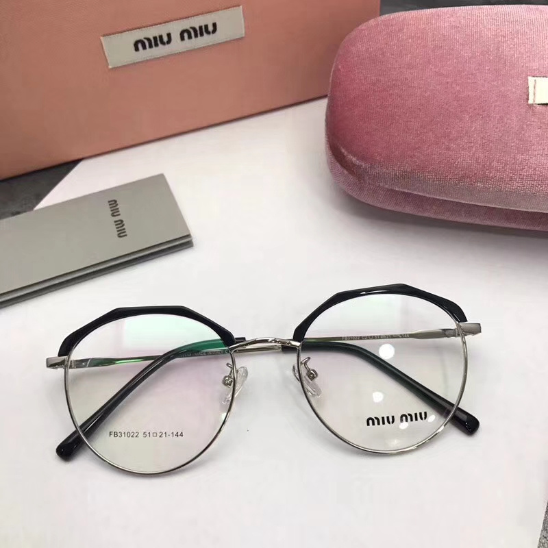 Miu Miu Sunglasses AAAA-310