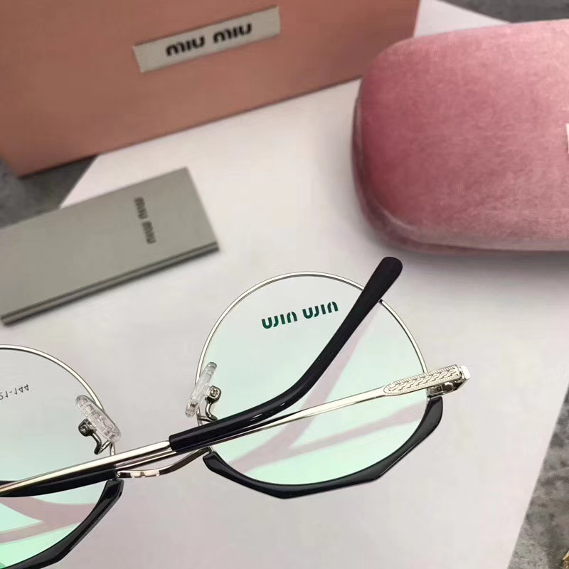 Miu Miu Sunglasses AAAA-311