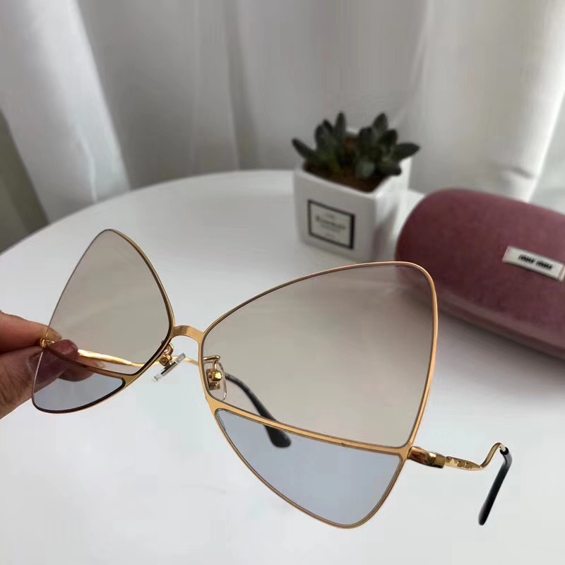 Miu Miu Sunglasses AAAA-314