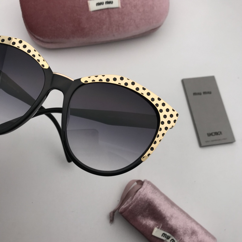 Miu Miu Sunglasses AAAA-347