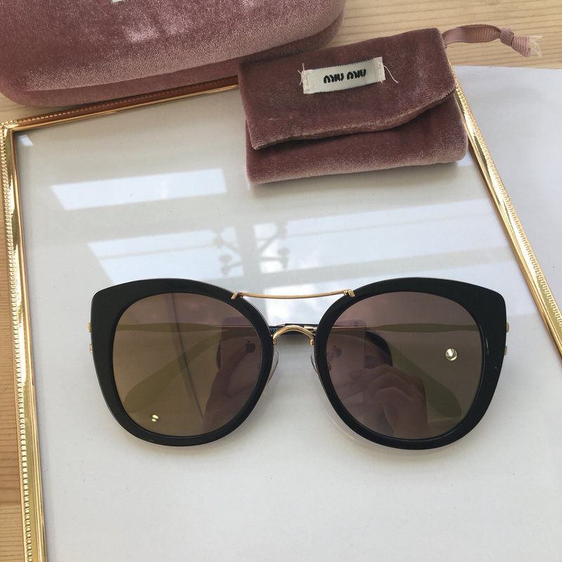 Miu Miu Sunglasses AAAA-384