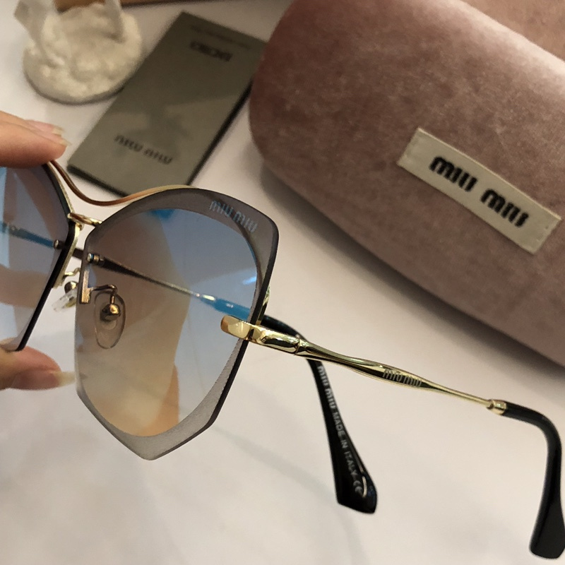 Miu Miu Sunglasses AAAA-408