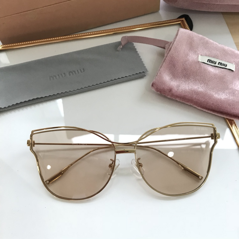 Miu Miu Sunglasses AAAA-417