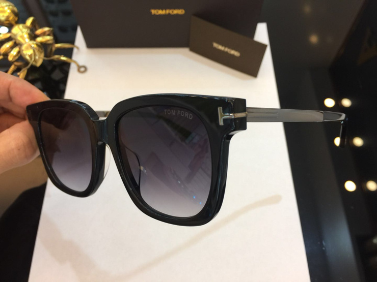 Tom Ford Sunglasses AAAA-046