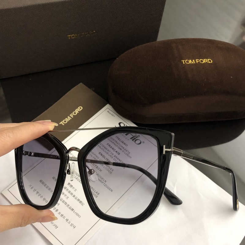 Tom Ford Sunglasses AAAA-376