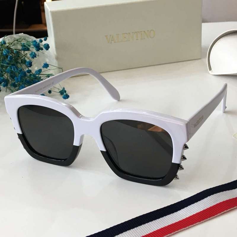 V Sunglasses AAAA-002