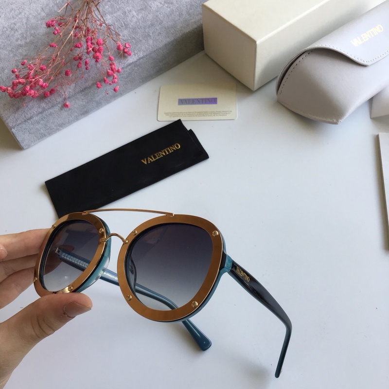 V Sunglasses AAAA-008