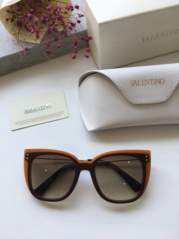 V Sunglasses AAAA-017