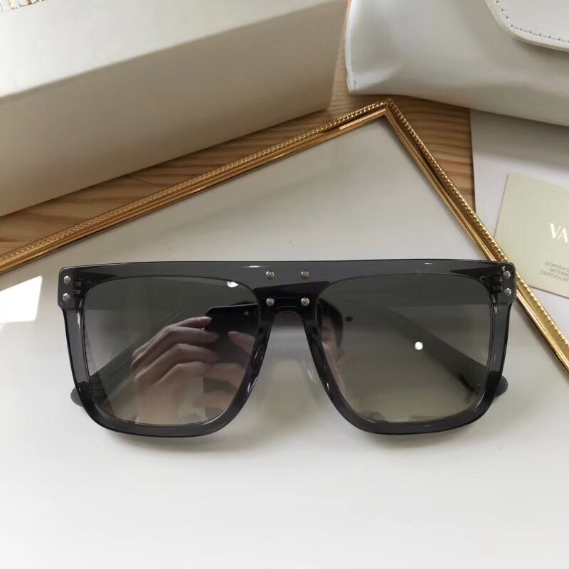 V Sunglasses AAAA-023