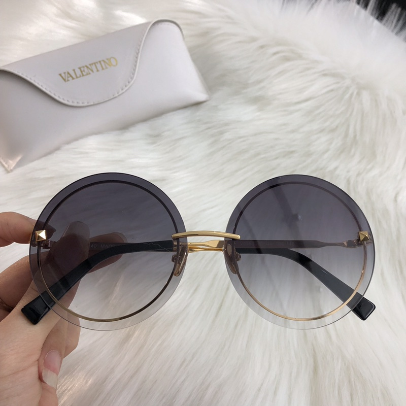 V Sunglasses AAAA-027