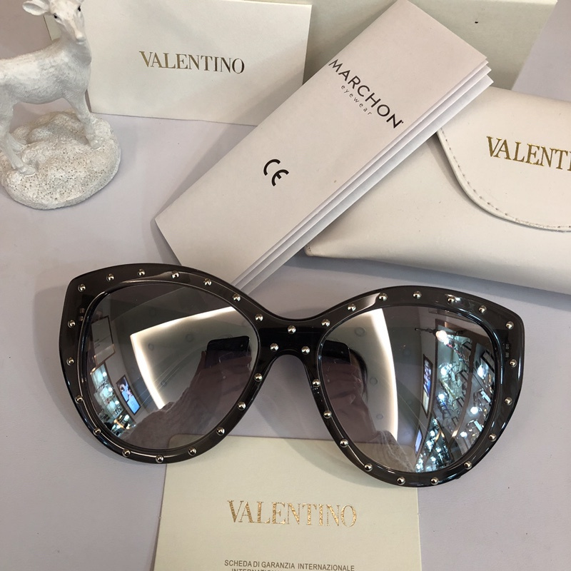 V Sunglasses AAAA-028