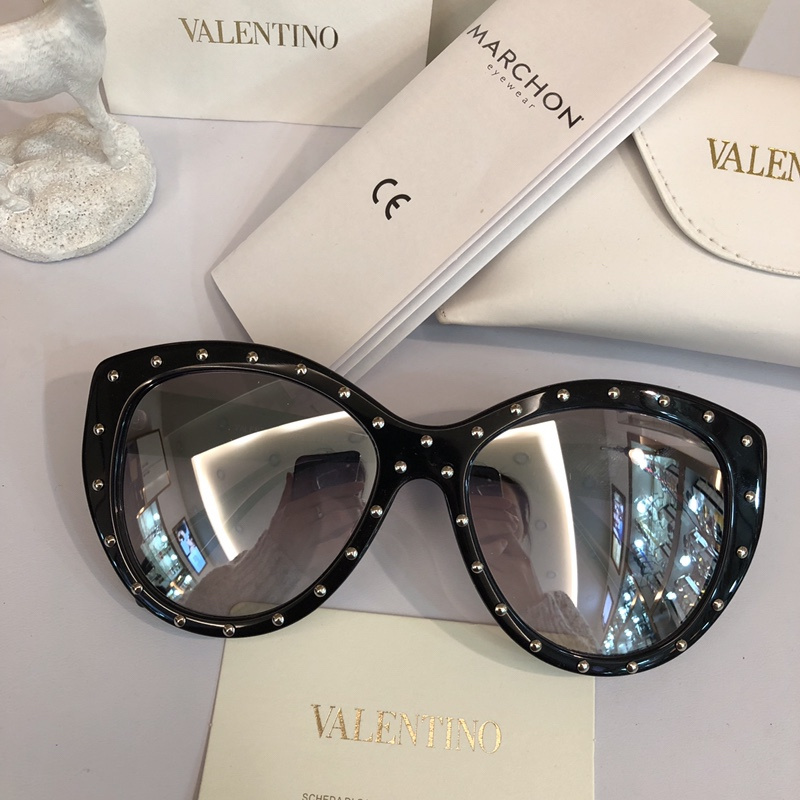 V Sunglasses AAAA-032