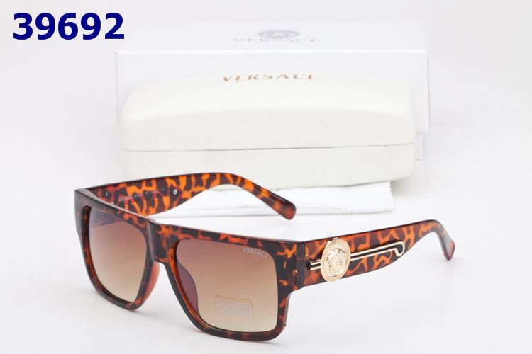 V Sunglasses AAA-115