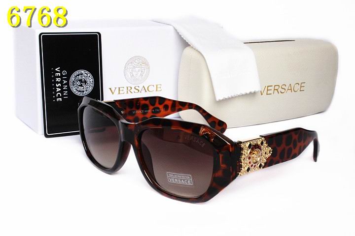 V Sunglasses AAA-178