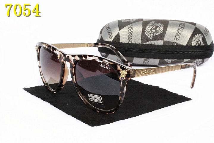 V Sunglasses AAA-497